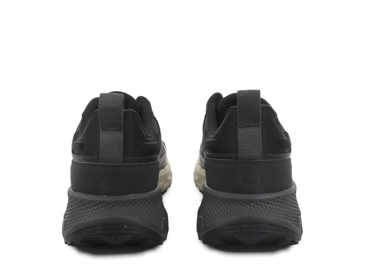04679-008-M | OFFRUNNER VENT | BLACK
