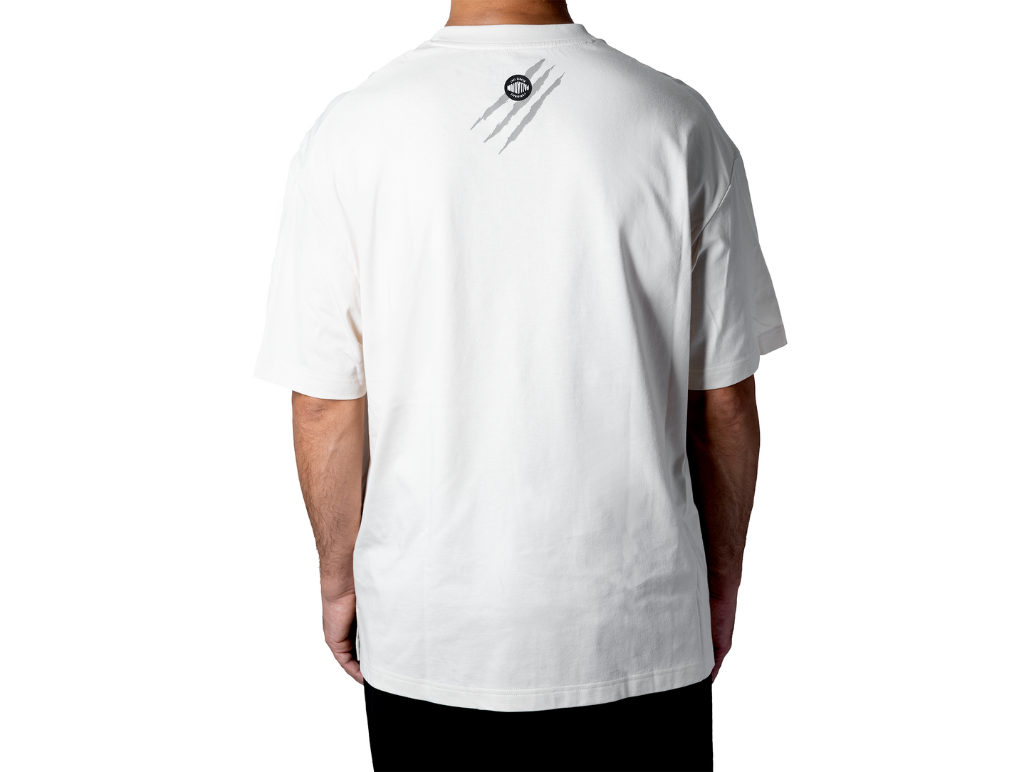 1711622-180 | DEMODOG TEE | CREMEWEISS