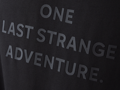 1712304-008 | STRANGER THINGS HOPPER TUNNELS TEE | SCHWARZ