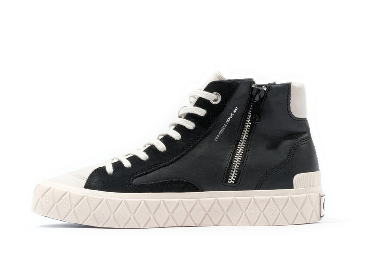 74320-016-M | PALLA ACE CHUKKA SUEDE | BLACK/MARSHMALLO