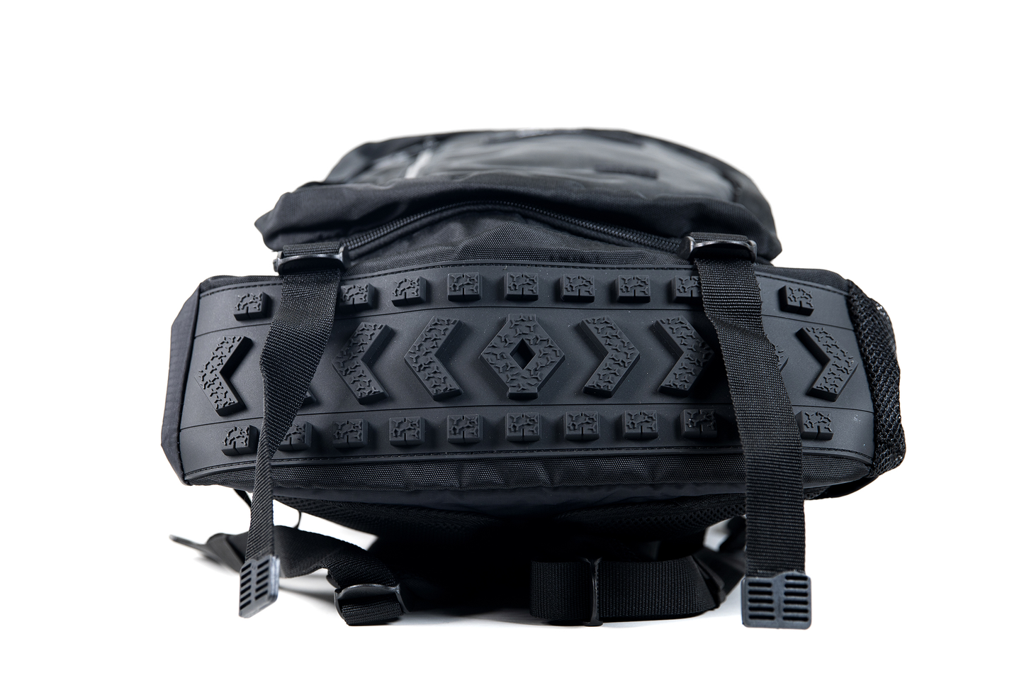 BG128-008 | U-POCKET BACKPACK | SCHWARZ